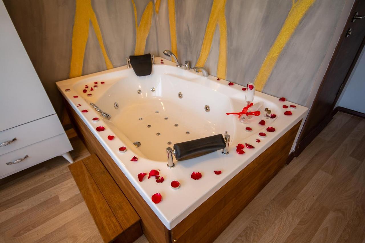 K & Y Dlx Hotel & Spa - Istanbul Old City Buitenkant foto